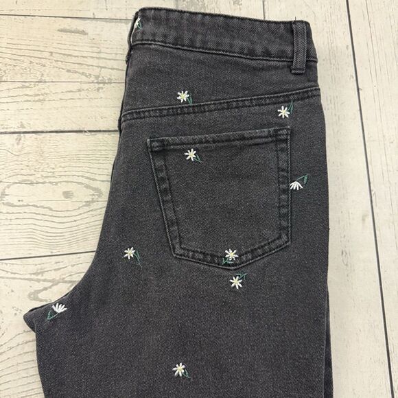 Tinseltown Women's Jr. Size 9 Black Daisy High Rise Distressed Mom Jeans - Picture 1 of 7